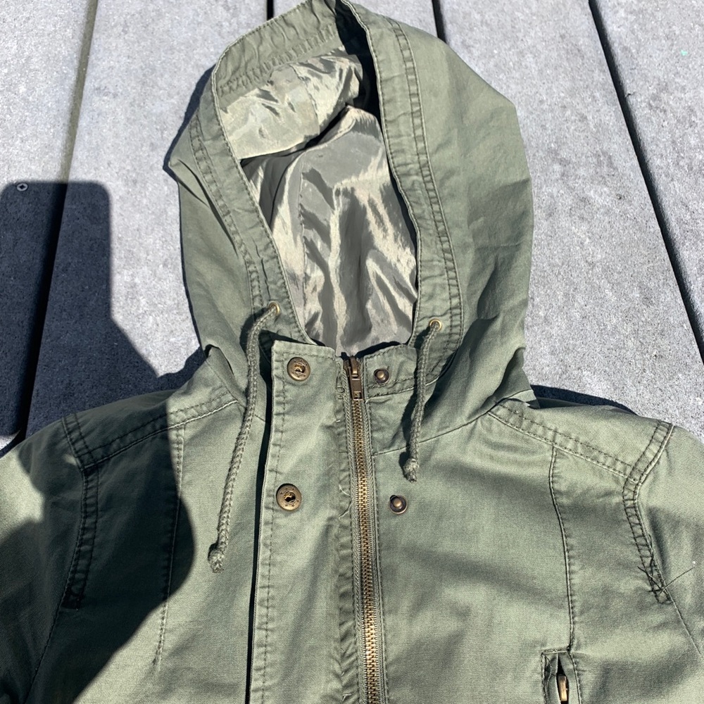 Spring Jacket - Picture 3 of 6